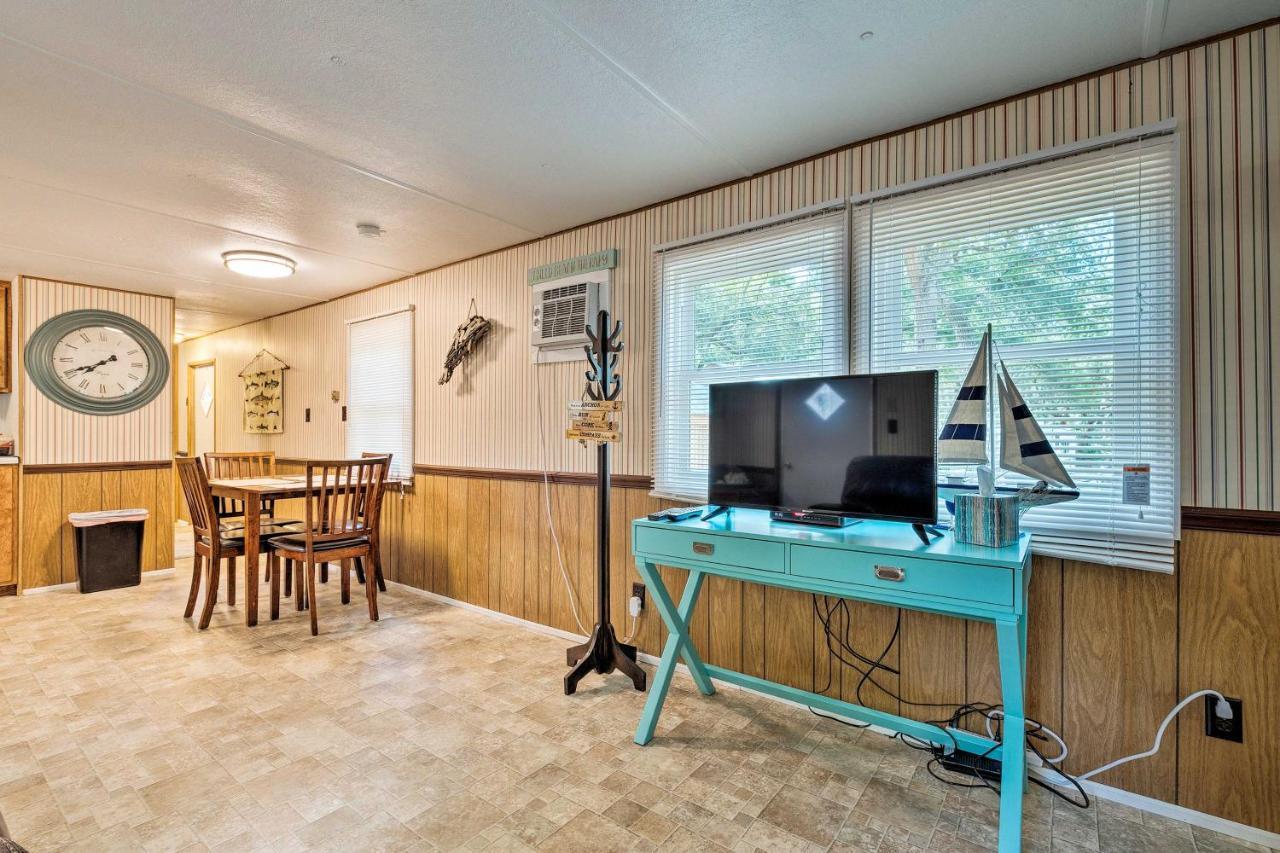 Cabin With Fire Pit, Walk To Steinhatchee River! Eksteriør bilde