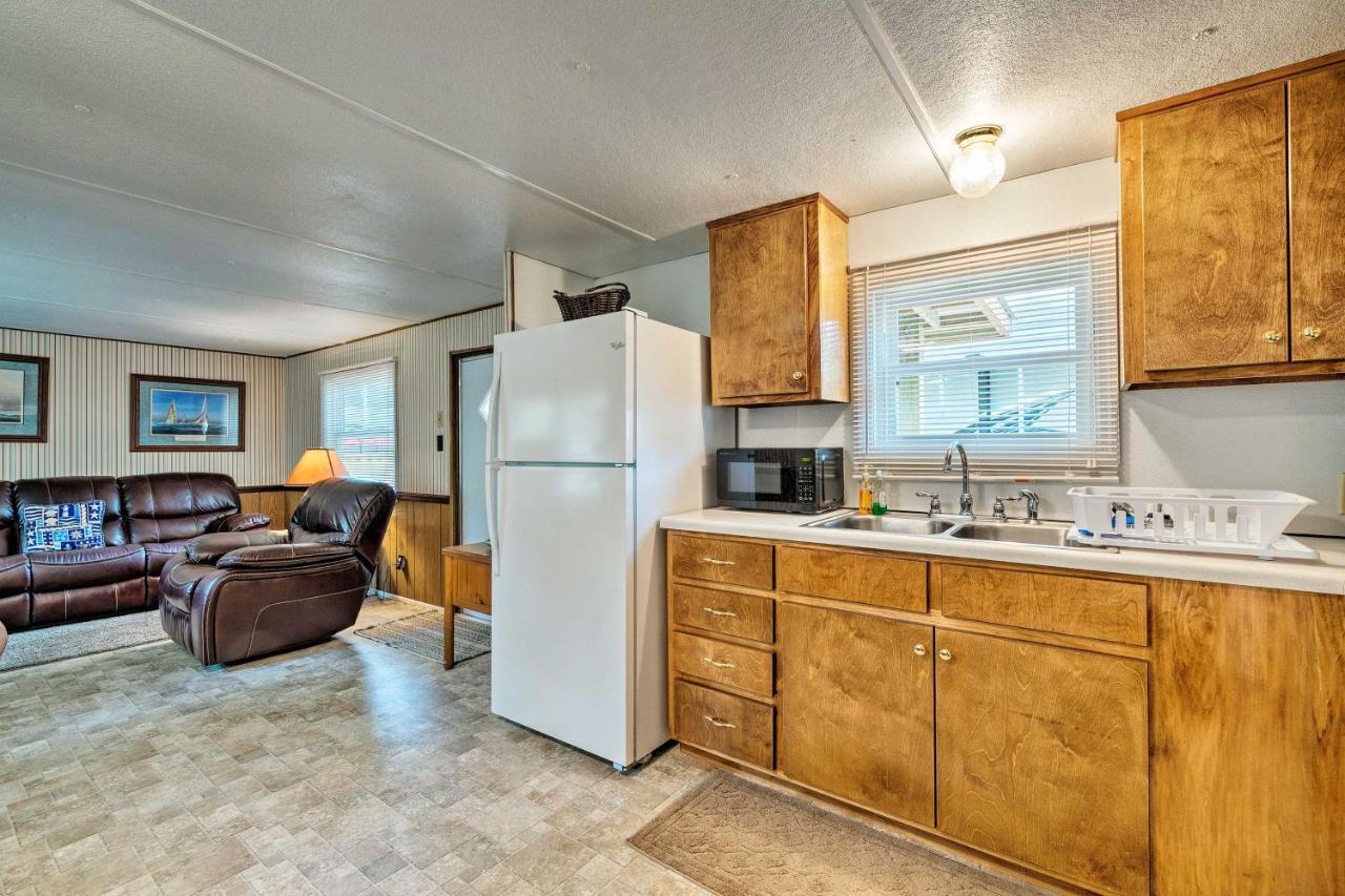 Cabin With Fire Pit, Walk To Steinhatchee River! Eksteriør bilde