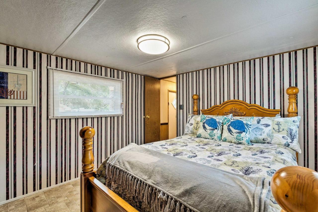 Cabin With Fire Pit, Walk To Steinhatchee River! Eksteriør bilde